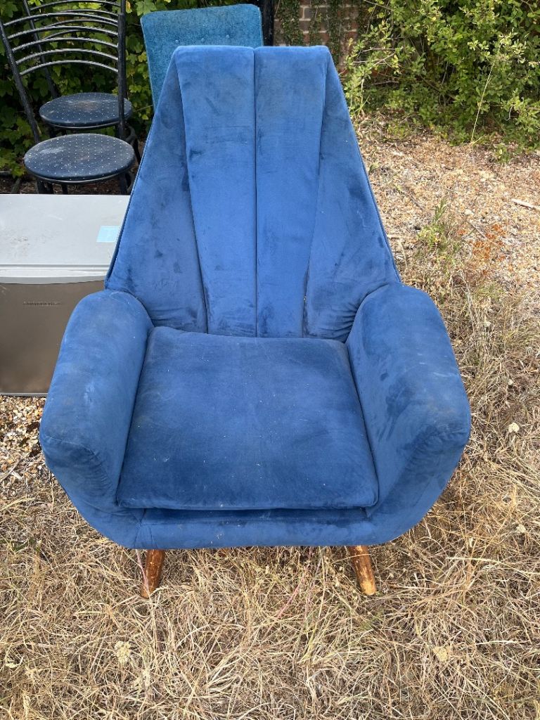 Furniture for cheap quick sale 