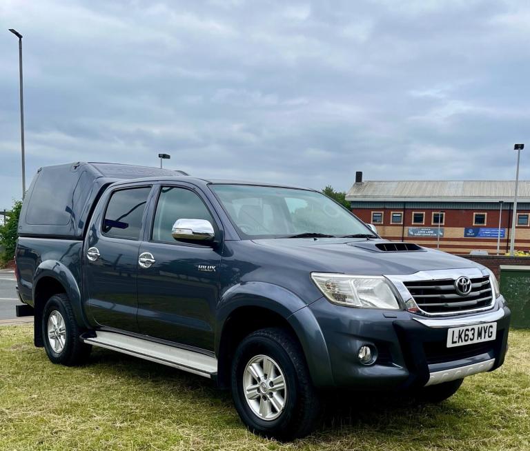 2013 Toyota Hilux HL3 D/Cab Pick Up 2.5 D-4D 4WD 144 PICK UP Diesel Manual