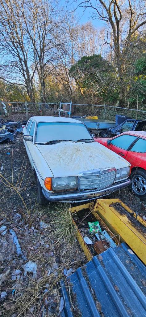 Mercedes 230e 1984 breaking 
