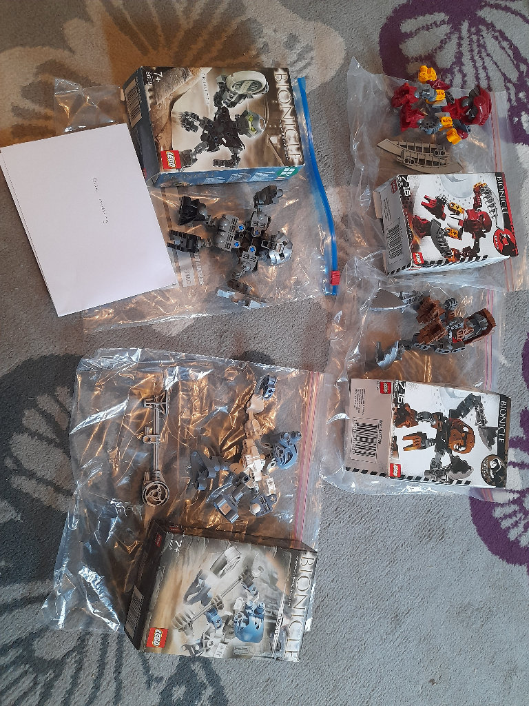 Lego bionicle sets bundle