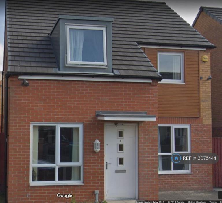 4 bedroom house in Kylemore Way, Manchester, M11 (4 bed) (#3076444)
