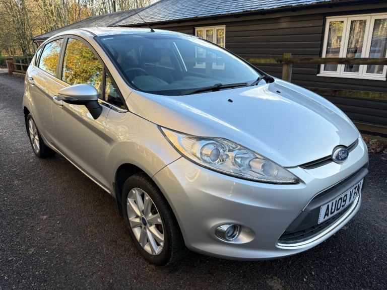 Ford, FIESTA, Hatchback, 2009, Manual, 1399 (cc), 5 doors
