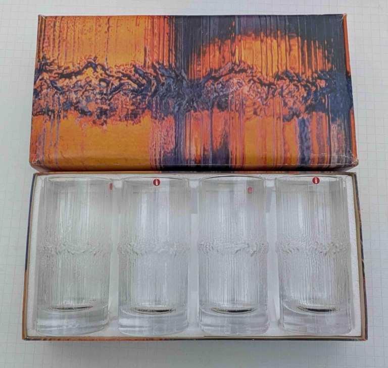 Set of 4 x Vintage Tapio Wirkkala Littala Niva glasses, Finland, in original box
