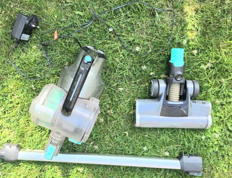 Vax Blade 32v pro hoover