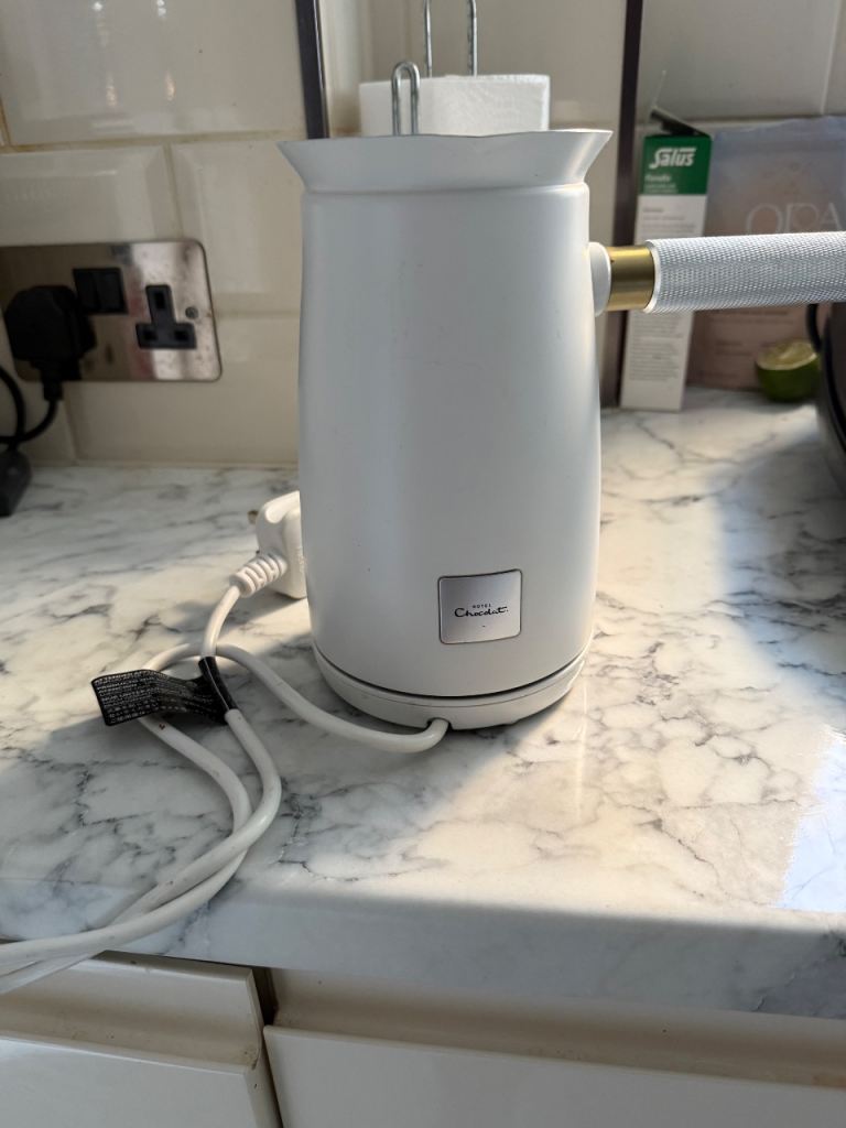 Hotel Chocolat Velvetiser – Used, Excellent Condition (Includes 2 Original Cups)