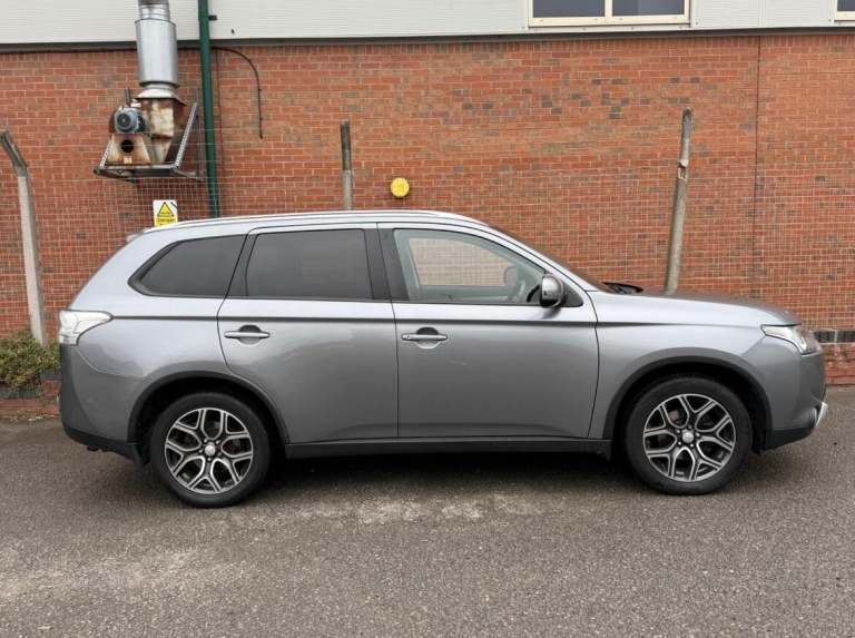 2016 Mitsubishi Outlander 2.2 DI-D GX3 5dr ESTATE DIESEL Manual