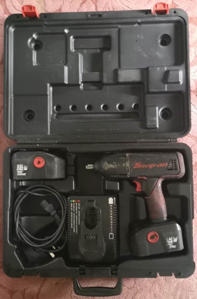 Snap-on impact wrench 