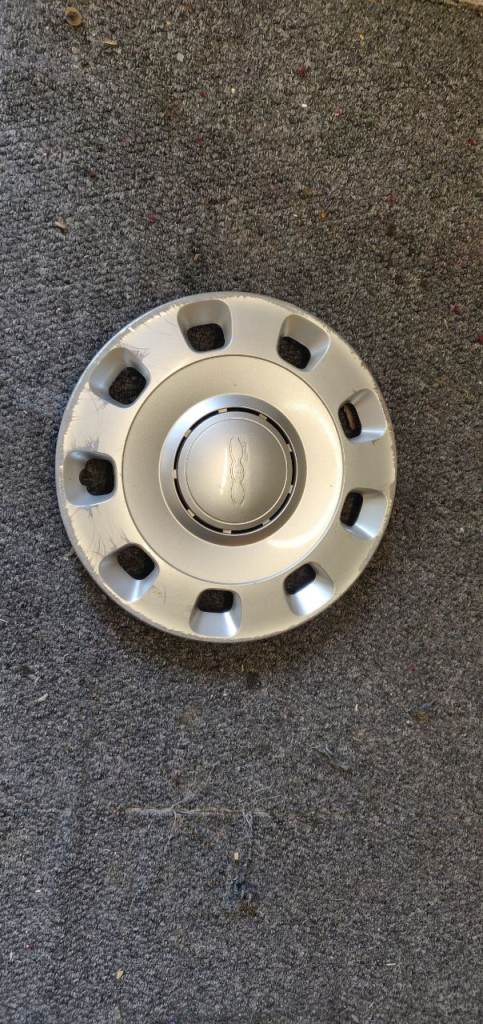 Fiat 500 genuine 14" wheel trim
