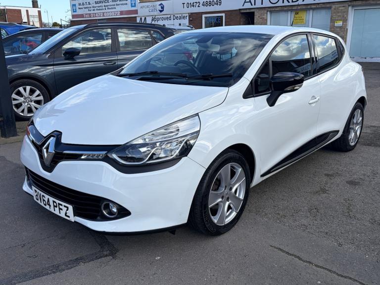 RENAULT CLIO 1.2 Dynamique MediaNav 1.2 16V 75 2014