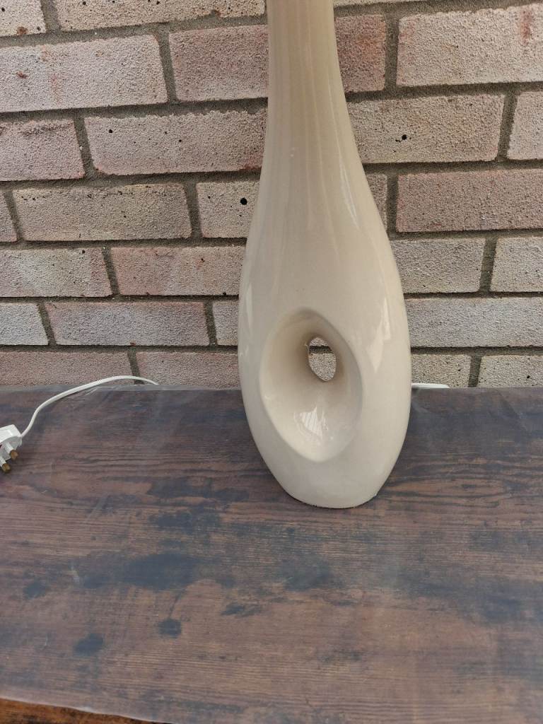 Cream Ceramic Table Lamp with Unique Cut-Out Design