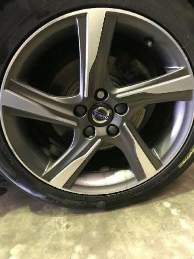 ••• Wanted Volvo alloys •••