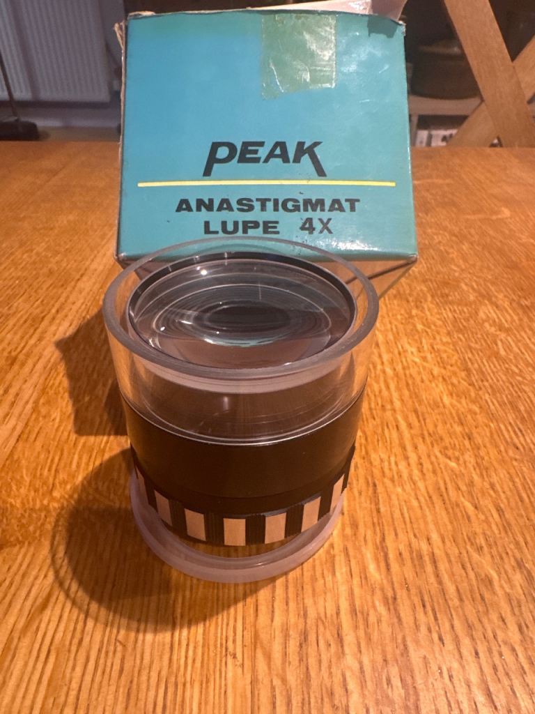 image for Peak anastigmat lupe x4 