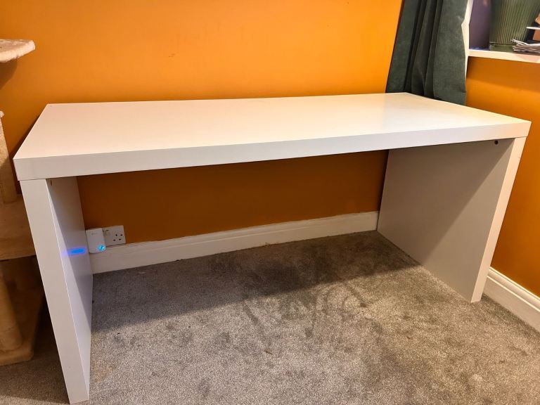 White ikea desk