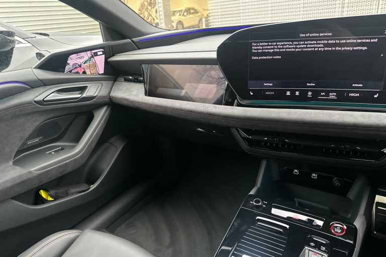 2025 Audi A6 370kW S6 Quattro 100kWh Launch Edition 5dr Auto Estate Electric Automatic