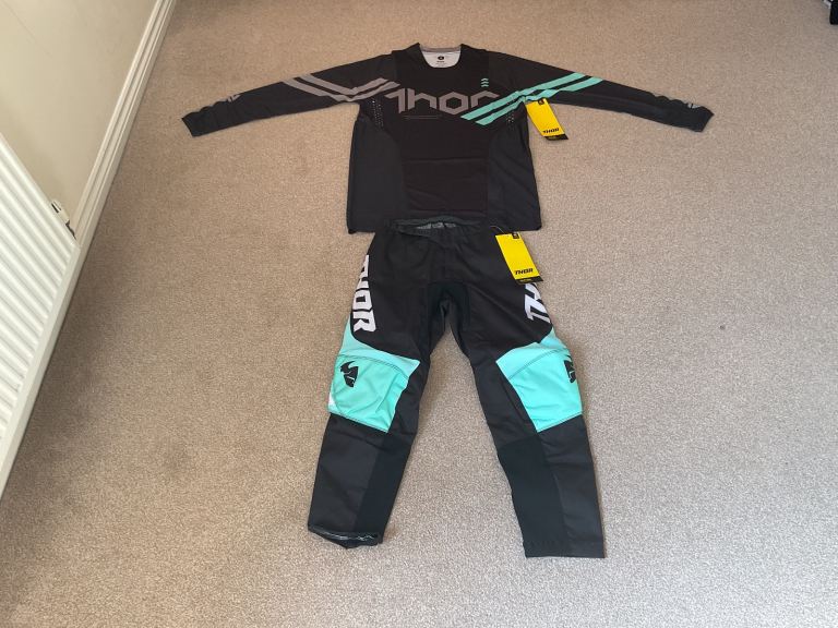 New Thor Adult Motocross Kit size 30” Pants & Medium Jersey MX GEAR KTM DIRTBIKE