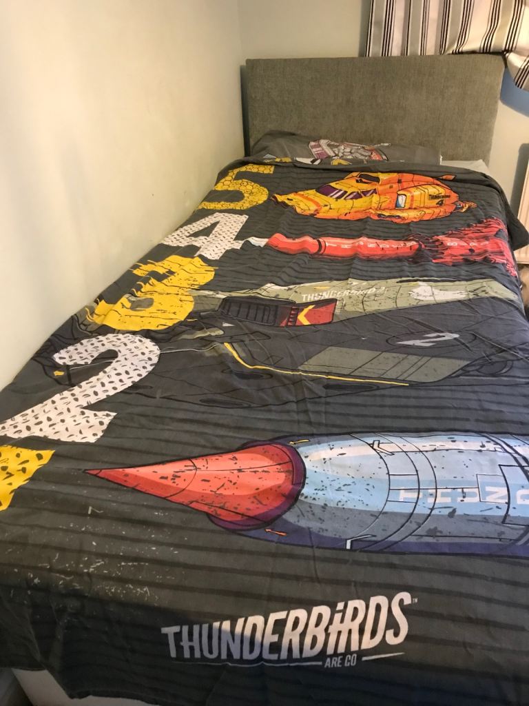 2 x Thunderbirds single duvet cover and pillowcase 