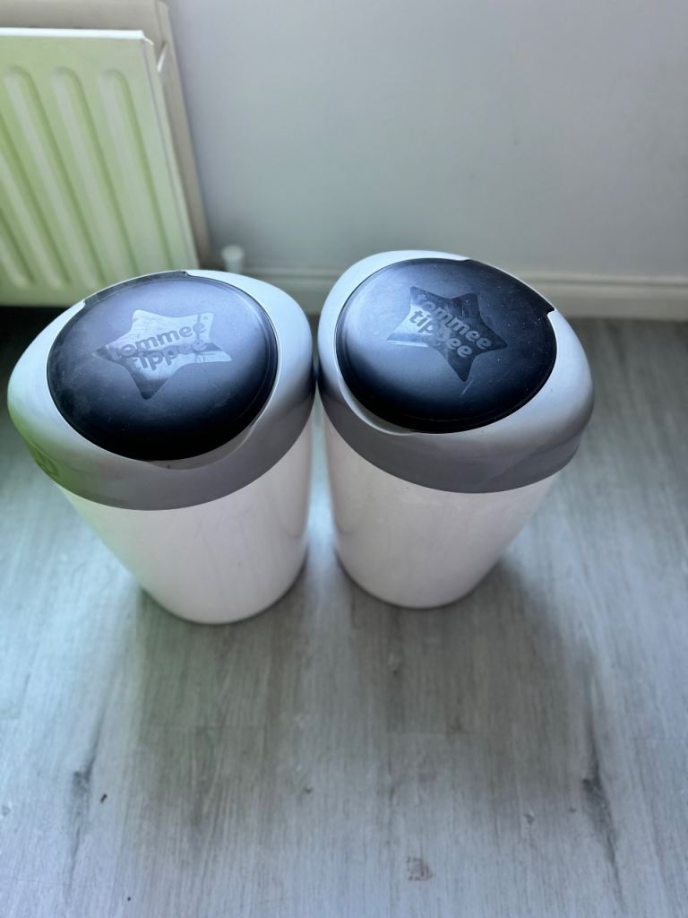 Set of 2 Tommee Tippee nappy bin