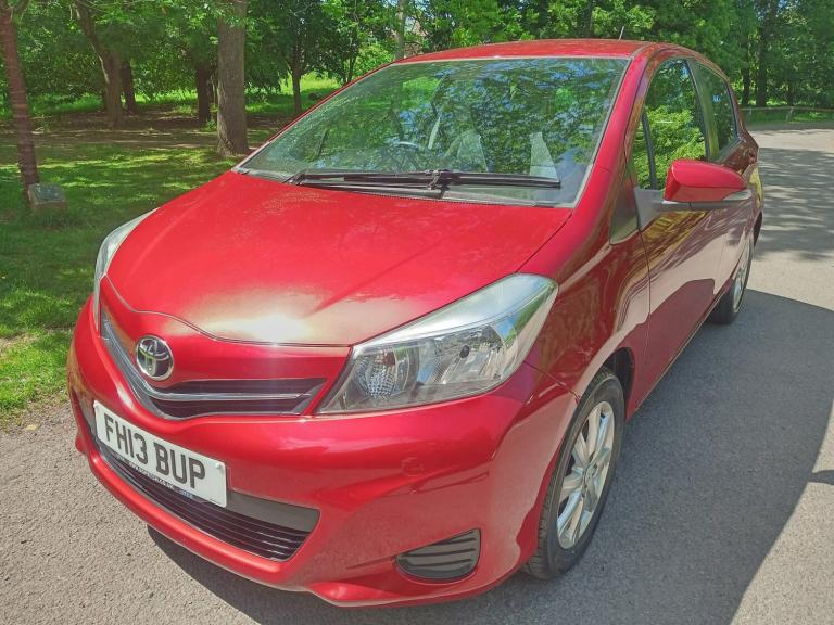 2013 Toyota Yaris 1.33 VVT-i TR 5dr HATCHBACK Petrol Manual