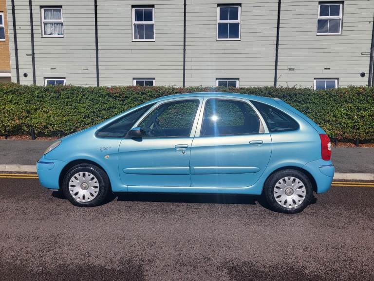 Automatic Citroen Picasso 2.0 desire. Long mot 2 owners