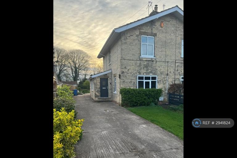 3 bedroom house in High Street, Beckingham, Doncaster, DN10 (3 bed) (#2941824)