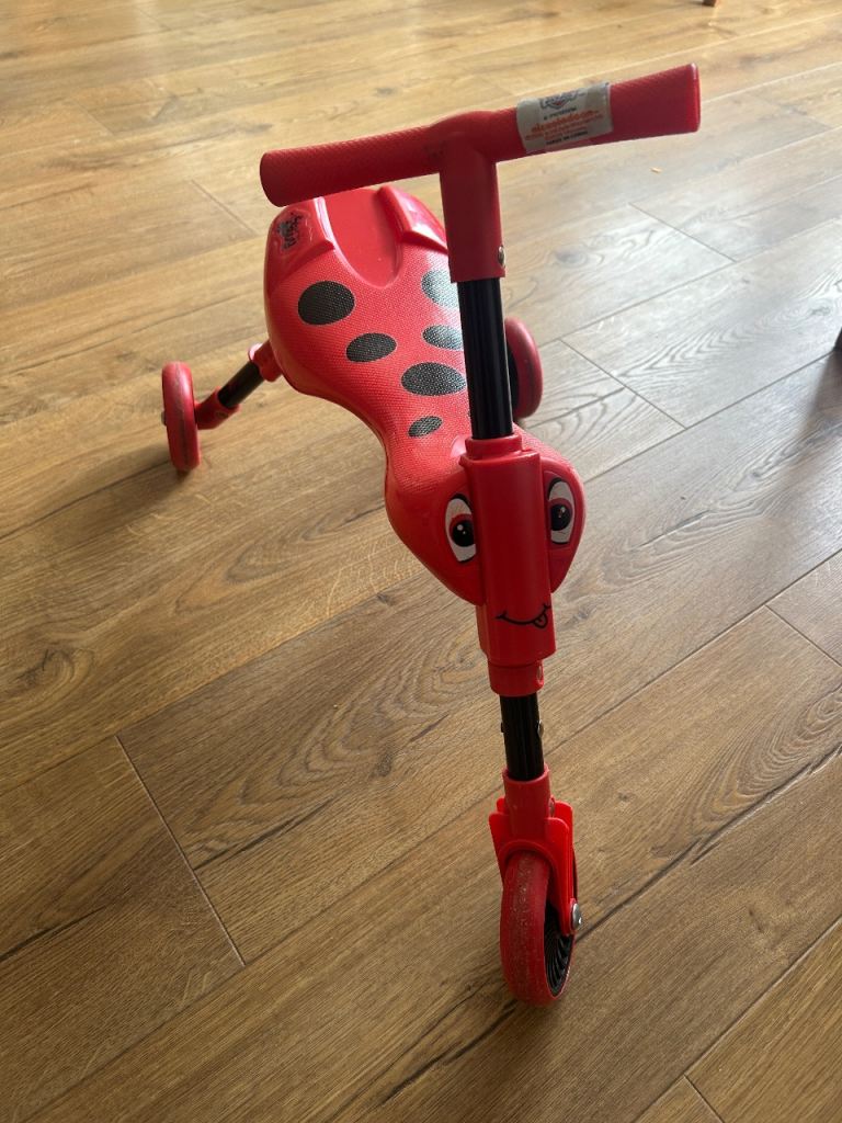 Scuttlebug 3-Wheel Foldable Ride-On Tricycle for 1-3