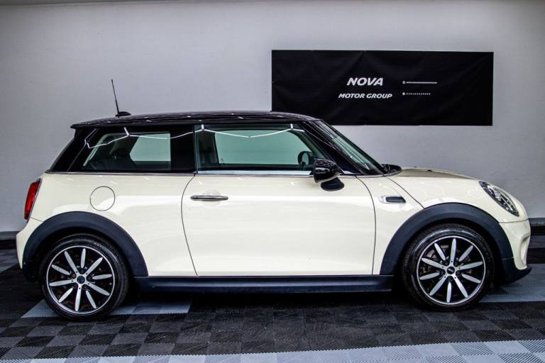 2018 MINI Hatch 1.5 Cooper Hatchback 3dr Petrol Manual Euro 6 (s/s) (136 ps) Hatchback Petrol Manual