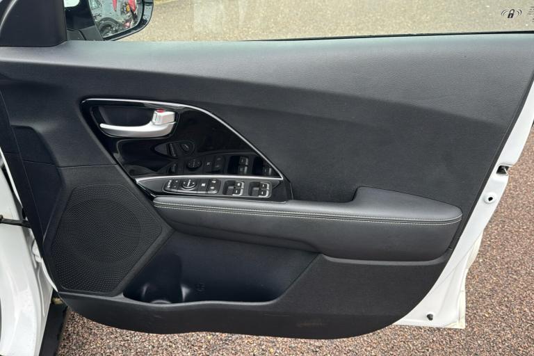  Kia Niro Hybrid 1.6 Gdi 2 Suv 5dr Petrol Hybrid Dct Euro 6 s/s 139 Bhp Petrol