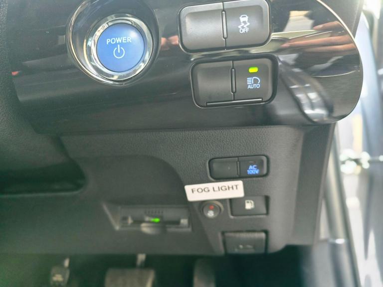  Toyota Prius 1.8 VVT-h Excel Hatchback 5dr Petrol Hybrid CVT Euro 6 (s/s) (122 ps) Petrol/Electr...