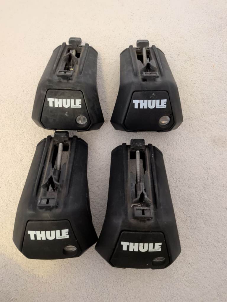 Thule Evo Raised Roof Rail Footpack 7104 