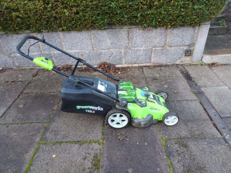 Gardenworks Cordless Mower