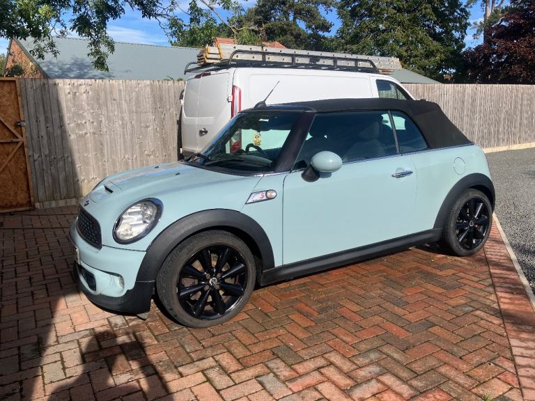 Mini, CONVERTIBLE, Convertible, 2012, Manual, 1598 (cc), 2 doors