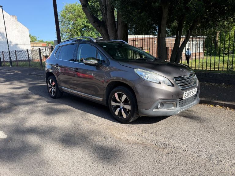 Peugeot, 2008, Hatchback, 2015, Manual, 1199 (cc), 5 doors