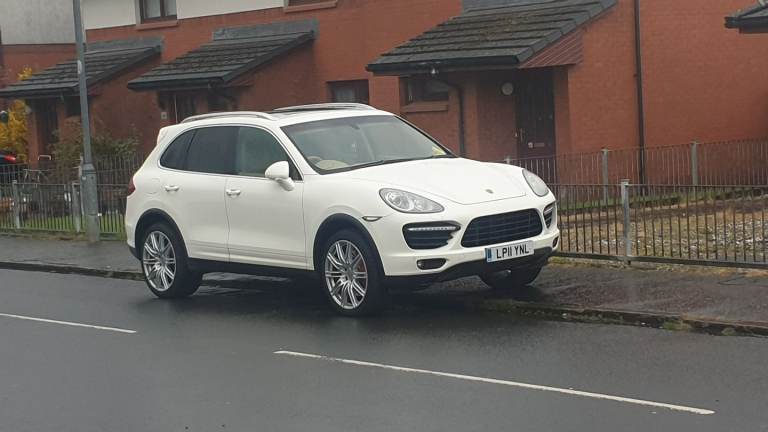 Porsche Cayenne TURBO 2011 Rare Car