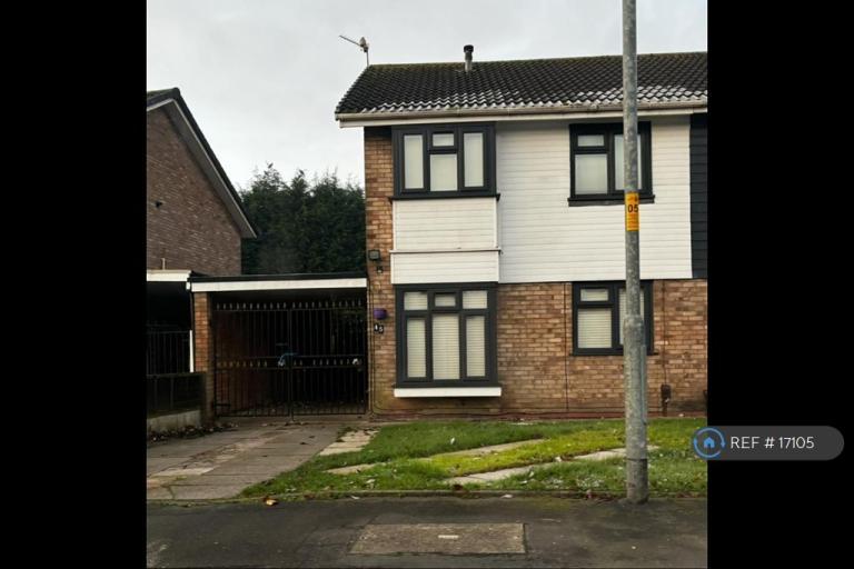 3 bedroom house in Calstock Road, Willenhall, WV12 (3 bed) (#17105)