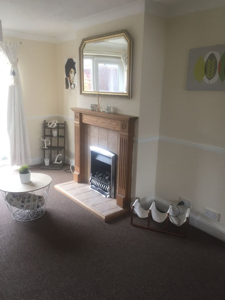 3 Bed Semi For Rent - Luton nr L&D Hospital 