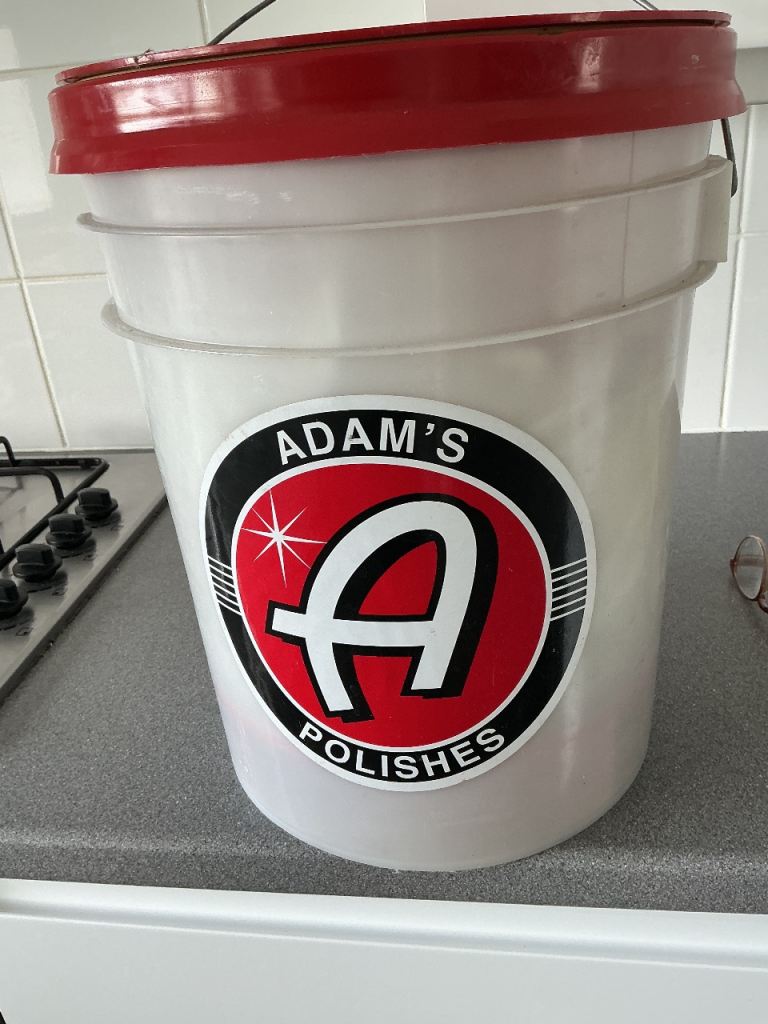 Adam’s Polishes large tall gamma seal bucket with grit guard