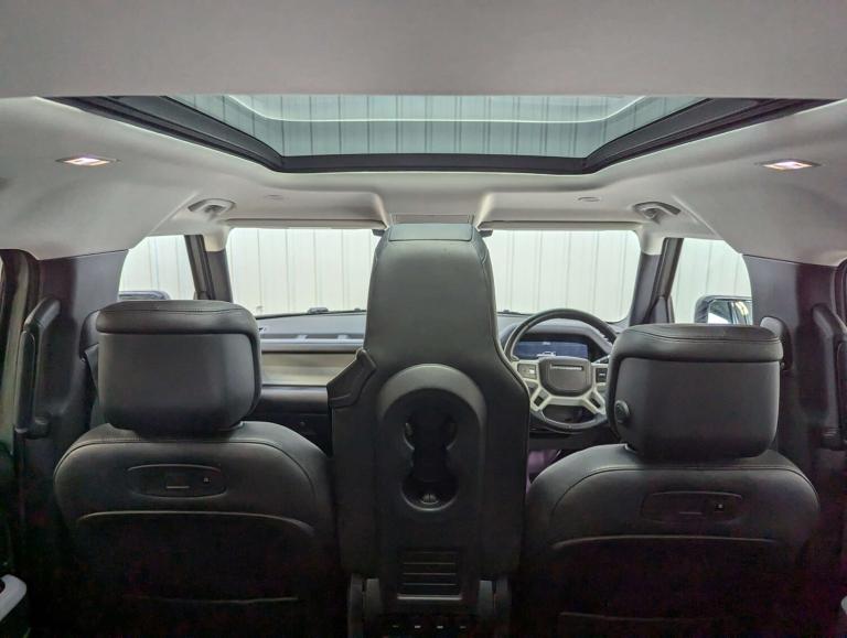 2021 Land Rover Defender 2.0 Defender SE Auto 4WD 5dr SUV Petrol Automatic