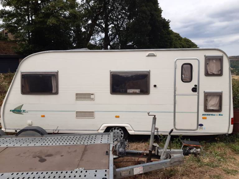 Avondale Dart 556/6 2004 (6 berth) caravan