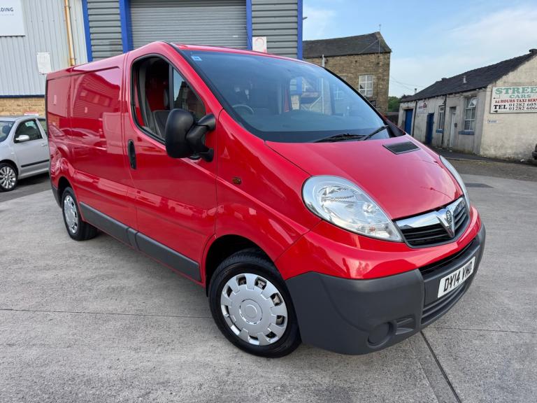 Vauxhall Vivaro 2.0 CDTI 115PS SWB WOW JUST 32,000 MILES 1 OWNER NO VAT SUPERB!