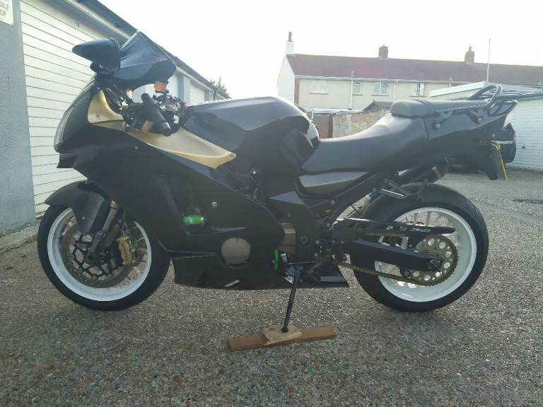 Kawasaki, Ninja ZX12R, 2004, 1199 (cc)