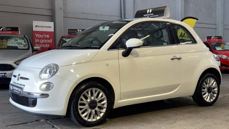 2015 Fiat 500 1.2 500 1.2 69hp Lounge White 3dr LOWTAX+PANROOF Hatchback Petrol Manual