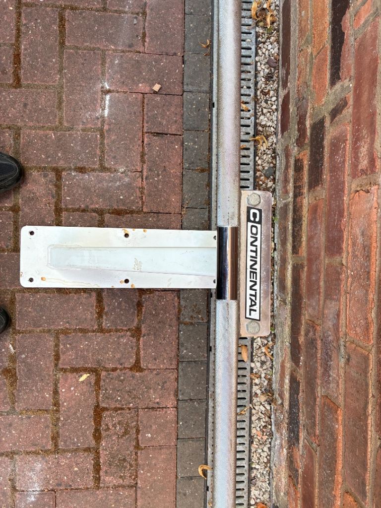 Continental pull up barr - Used Condition