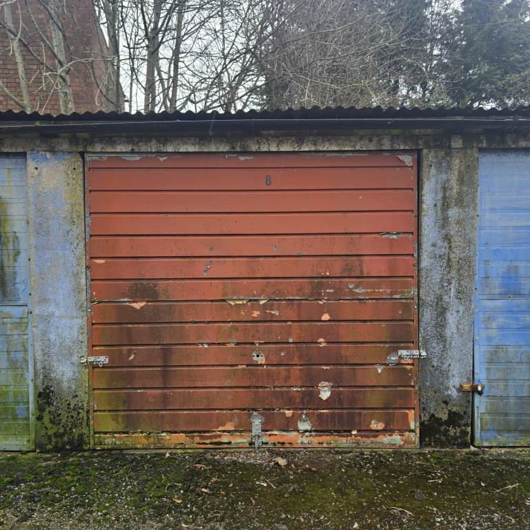 Lock up garage Loughborough town centre