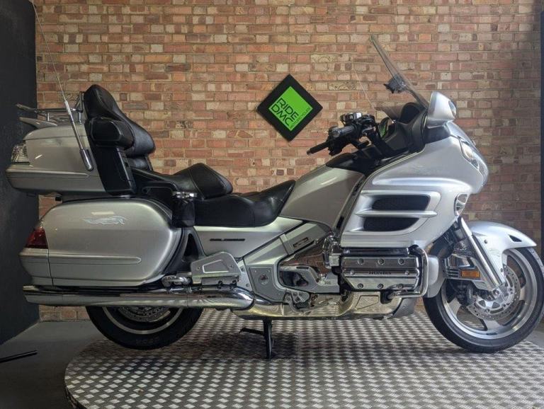 image for HONDA GL1800 GOLDWING 2010. RECENT SERVICE. GREAT CONDITION. 37K MILES