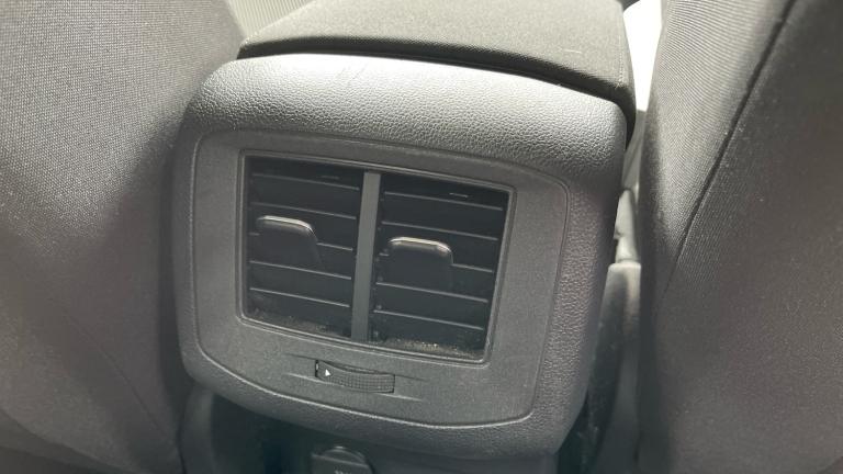 2018 Volkswagen T-Roc 1.6 TDI SEL 5dr HATCHBACK DIESEL Manual