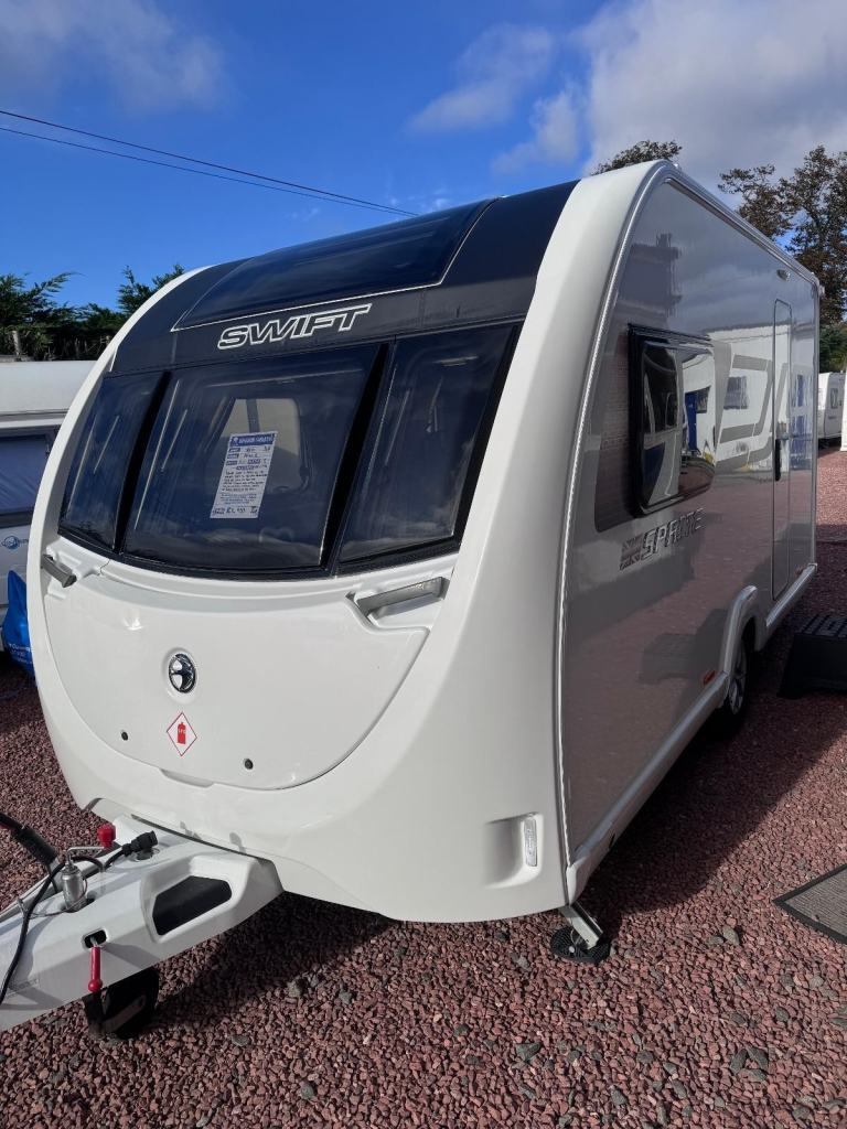Swift Alpine 2, Yr.2022, 2 berth, mover, air awning 