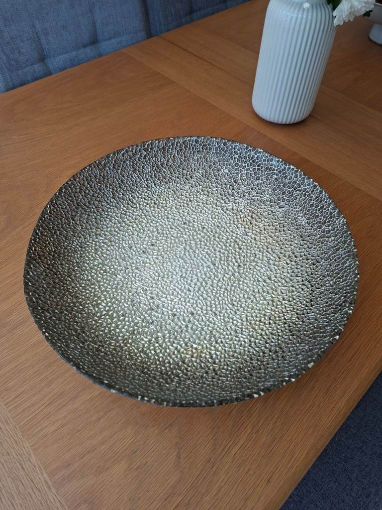 Large Textured Silver Decorative Bowl – As Good As New