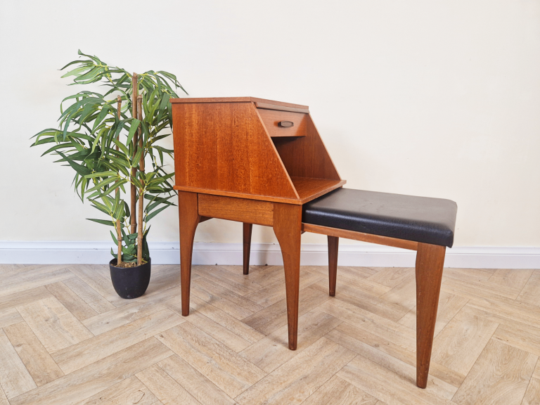 Chippy Vintage Mid Century Teak Extending Telephone Table Cabinet Sideboard BL747