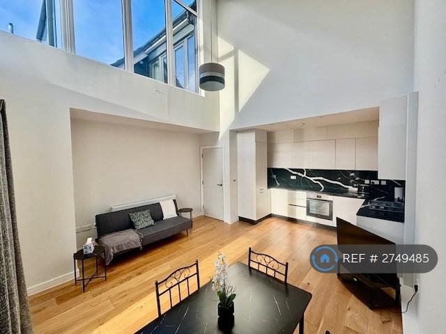 1 bedroom in The Courtyard, Rayleigh, SS6 (#2749485)