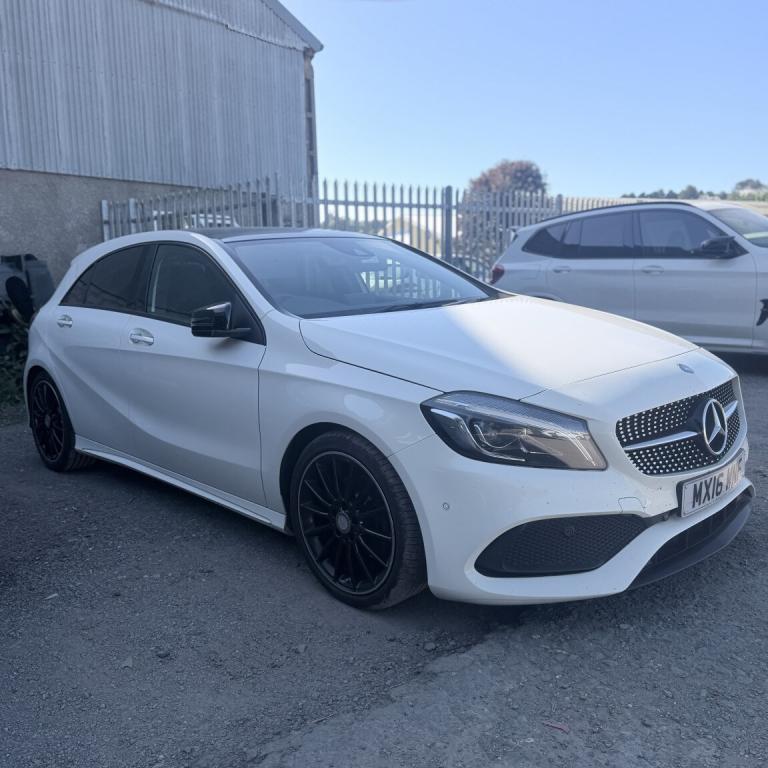 2016 MERCEDES-BENZ A CLASS A200d AMG Line Premium +